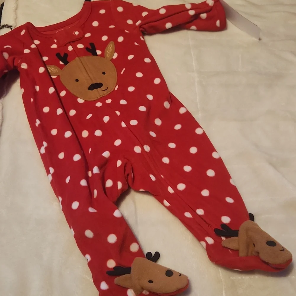 Carter's Festive Baby Pajama Set with Reindeer, Snowflakes And Red Bib, 3months